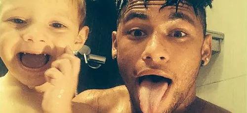 Neymar est gaga de son fils Davi Lucca !! (Photos)