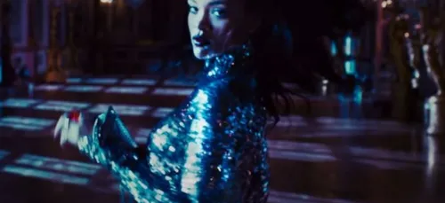 Rihanna plus mystérieuse que jamais pour Dior