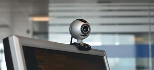 Il se donne la mort en ligne devant son ordi !