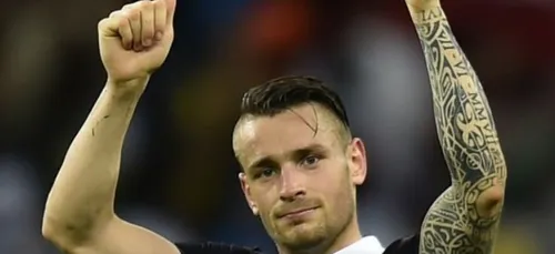 Didier Deschamps s'énerve contre les coupes de cheveux de ses...