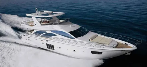 Découvrez le yachts de Neymar, Ronaldo, Lavezzi ...