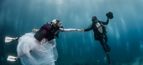 Se marier sous l'eau ?! Ce couple l'a fait !