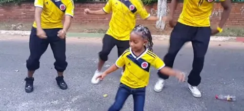 Cette petite danseuse de salsa va vous impressionner ! (vidéo)