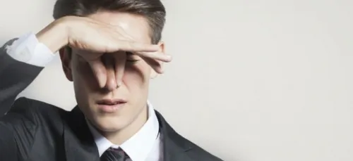 Viré à cause de ses nombreux pets puants !