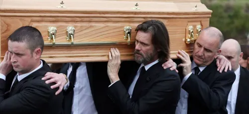 Jim Carrey sous le choc après le décès tragique de sa compagne !!...