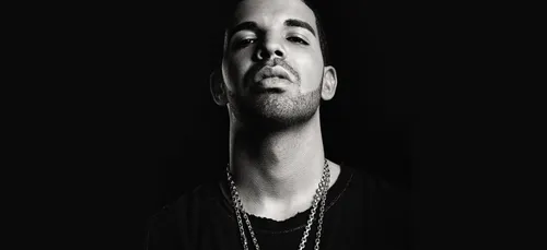 Le "drôle" de tatouage de Drake !! (Photo)