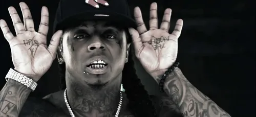 Lorsque les stars frappent leurs fans !!