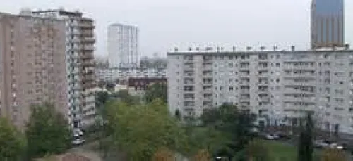 Une femme de 250kg se fait évacuer par sa fenêtre