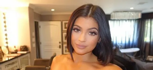 Kylie Jenner bat un nouveau record !! (Photo)