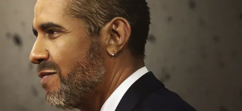 Et si les grands de ce monde portaient chignons et barbe ! (photos)