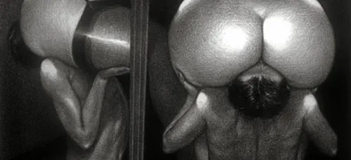 Cet artiste a un fantasme caché... Devinez lequel ! (photos)