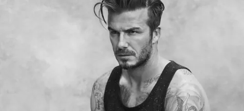 David Beckham se tatoue un gribouillage de sa fille (Photos) !!