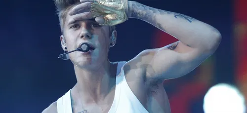 Justin Bieber se paye la tête de Drake !! (Vidéoà