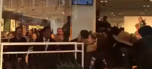 Balmain x H&M : Les filles faut vous calmer ! (vidéo)