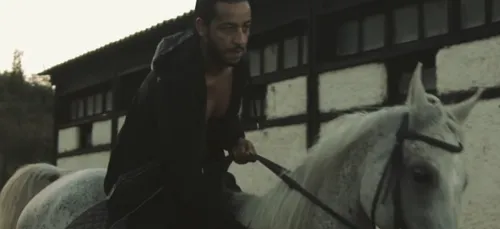 Lacrim - Poutine (clip officiel)