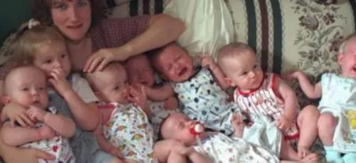 Vidéo: découvrez ce que sont devenus les seuls septuplés survivants...