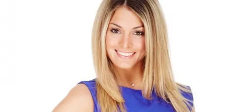 Secret Story 9 : Le méga décolleté de Mélanie enflamme les réseaux...