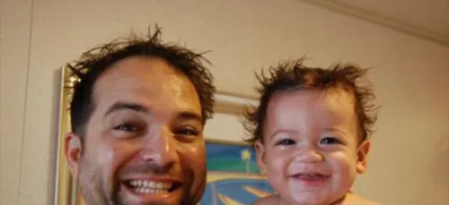 Ces enfants qui ressemblent comme deux gouttes d'eau à leur papa !...
