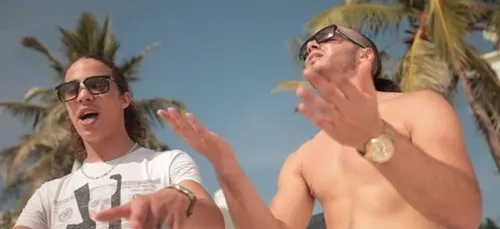 Djadja &amp; Dinaz - Marchand de sable (Clip Officiel)