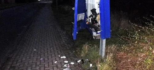 Mort pour avoir essayé de se ... "servir" dans un distributeur de...