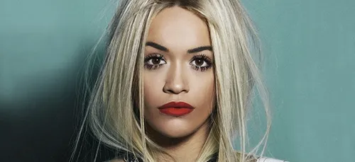 Rita Ora a eu un petit accident de Bikini... (Photos)