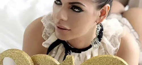 Suzy Cortes élue "plus belles fesses du Brésil" souhaite une bonne...