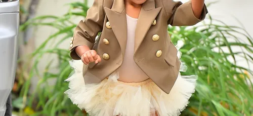 Pourquoi North, la fille de Kim Kardahian et Kanye West suit une...