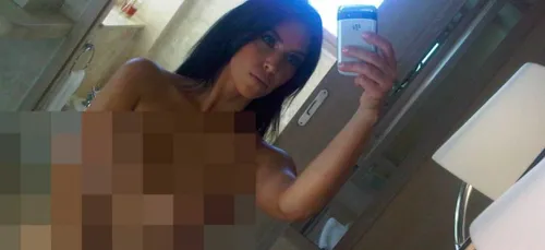 Les photos volées de Rihanna et Kim Kardashian qui font un buzz...