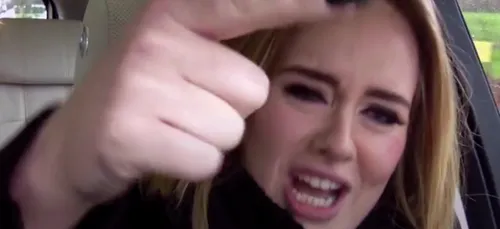 Vidéo: Adele, la diva de la pop est une rappeuse hors pair, bourrée...