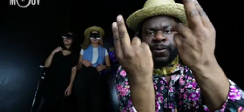 (Parodie Jul - "Wesh Alors") WILLAXXX : JULIEN - "En chaleur" (Clip)