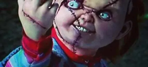 Caméra cachée: Chucky en chair et en os s'attaque aux passants !