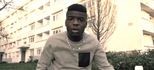 Ninho feat Sirsy - Bloqués en bas (Clip officiel)