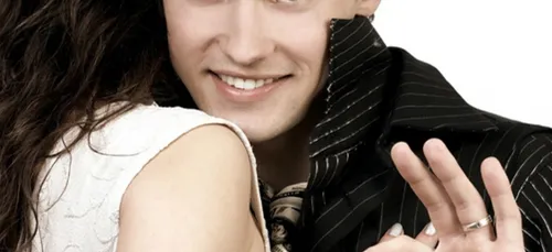 Vidéo: la technique pour empêcher les autres mecs de draguer la...