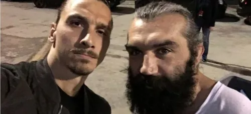 Zlatan Ibrahimovic et Sebastien Chabal se battent en duel !! (Vidéo)