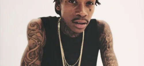 Wiz Khalifa a insulté Kanye West sur scène !! (Vidéo)