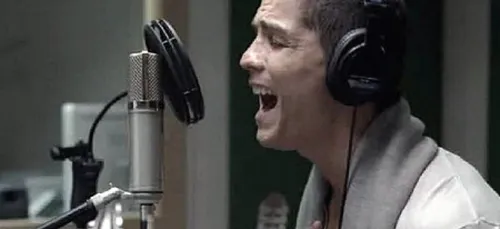 Cristiano Ronaldo se lance dans le Reggaeton ! (vidéo)