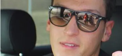 Mesut Ozil s'offre une gamos de malade !! (Photos)