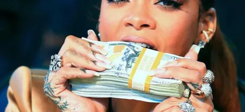 Rihanna absente du Super Bowl à cause de Beyoncé !!