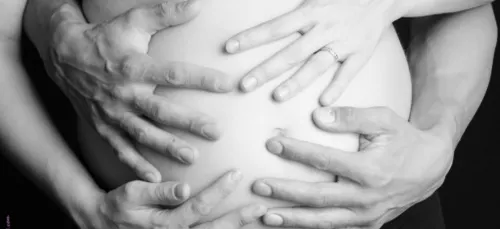 Pourquoi elle tombe enceinte après avoir couché avec 25 personnes,...