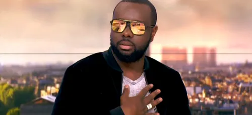 Maître Gims, de son vrai nom Gandhi Djuna fait plusieurs...