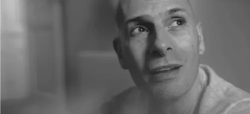 Akhenaton - Souris, encore ... (Clip Officiel)