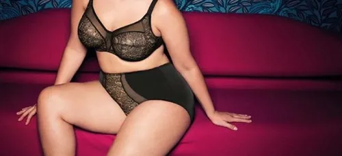 Cette mannequin grande taille bouscule les idées reçues et enflamme...