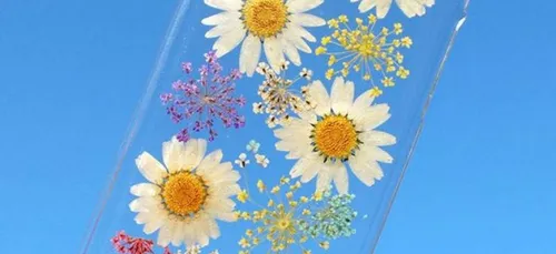 A découvrir une collection de jolies coques pour smartphones pour...