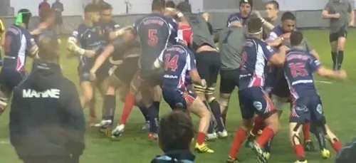 Rugby : Quand une bagarre Générale éclate en plein match ! (vidéo)