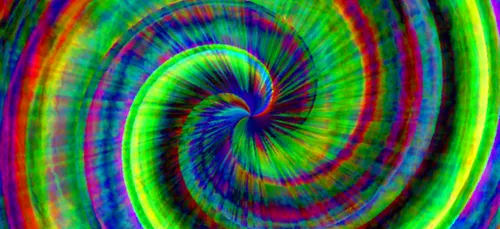 LSD : Il frappe sa compagne, se castre et se défenestre !!