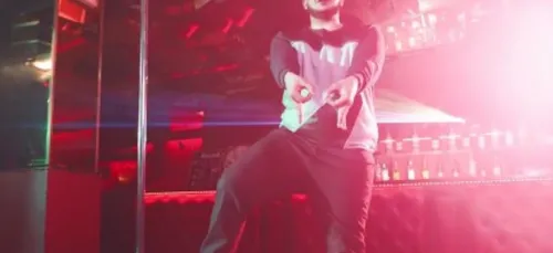 Sadek - C'est plus pareil (Clip Officiel)