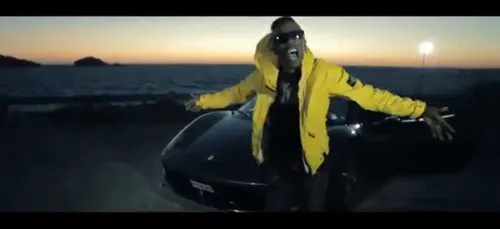 Elams - Fraise (Clip Officiel)