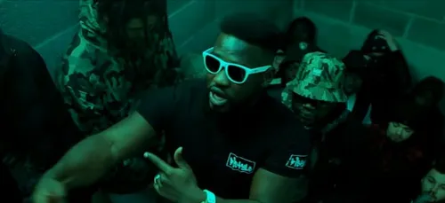 87BUJ FT ZAIPRINCE - Posé dans le Hood