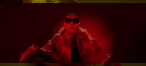 TYGA FT DESIIGNER - Gucci snakes