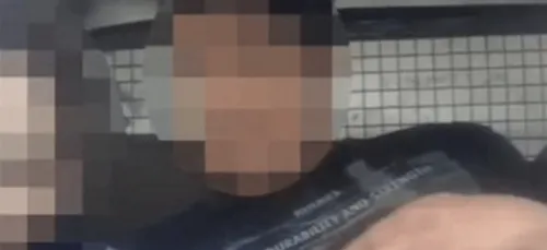 Deux policiers pris en flag de relation sexuelle pendant leur service